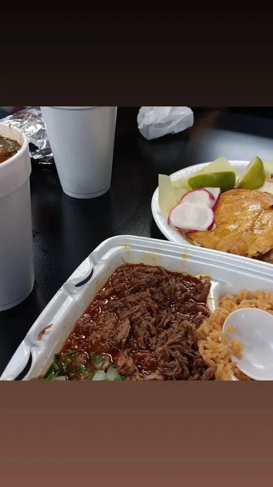 Quesabirrias Consome De Birria